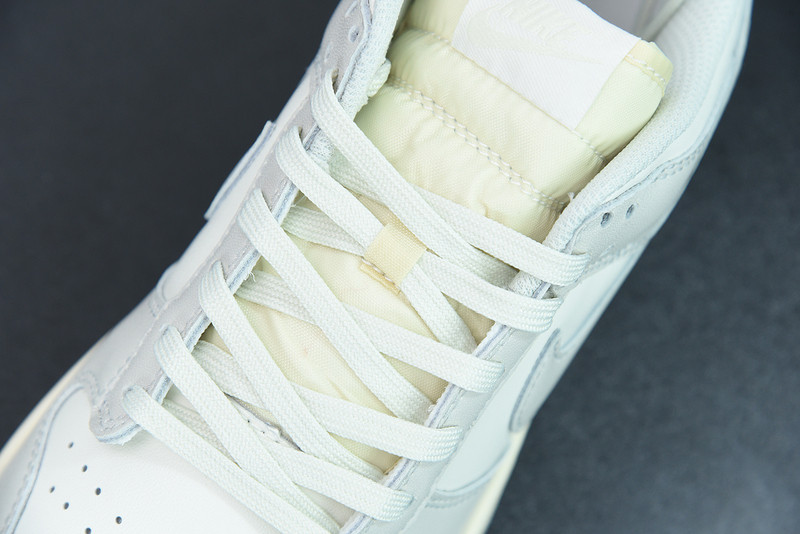 nike dunk low “light bone“ dd1503-107