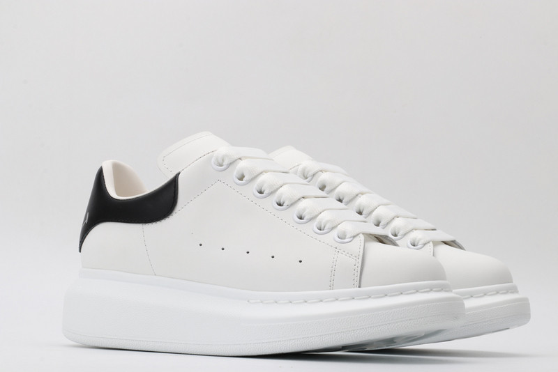 alexer mceen sneakers