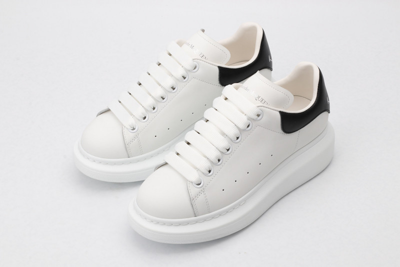 alexer mceen sneakers