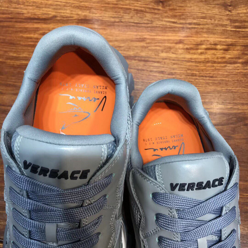 vs chain reaction sneakers