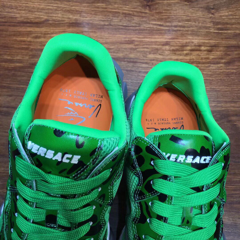 vs chain reaction sneakers