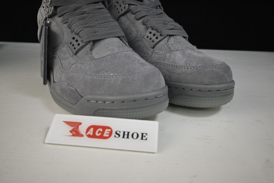 AIR JORDAN 4 RETRO "KAWS" 930155-003