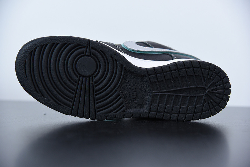 nike sb dunk low black x diamond S*pply x co bv1310-001