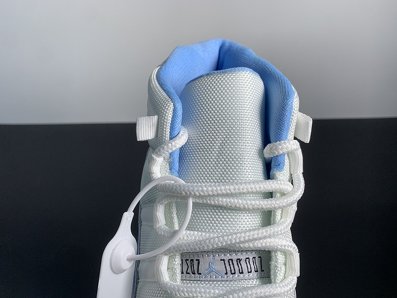 air jordan 11 “unc” white/university blue ct8012-141