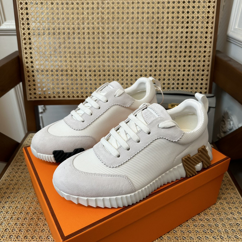 H**mes sneaker