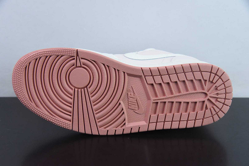 Air Jordan 1 Low SE "Soft Pink" IH0823-611