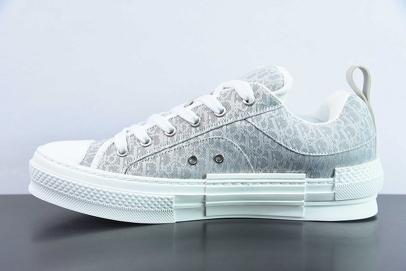 dio* x converse sneaker