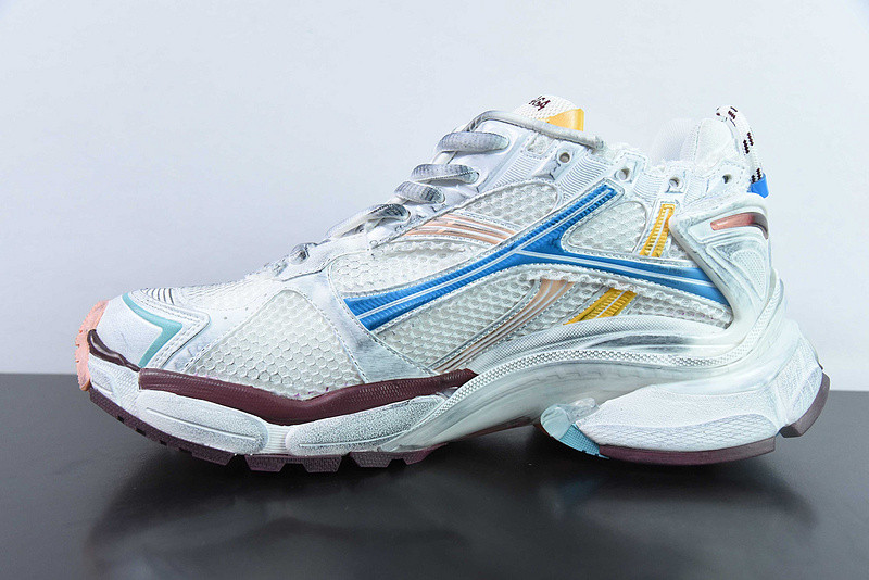 Ba*len*cia*ga runner sneaker