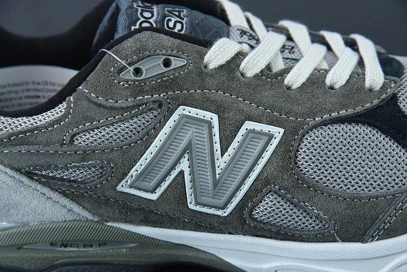 new balance sneaker