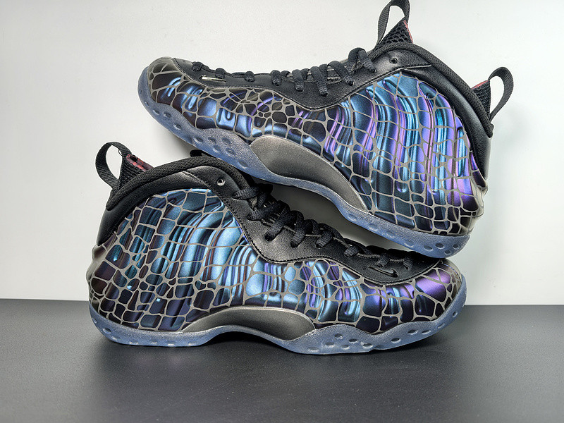 TEKKEN 8 x Nike Air Foamposite One “Kazuya Mishima” FQ9050-400