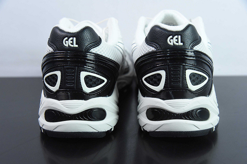 As*ic*s gel-kahana tr v4 