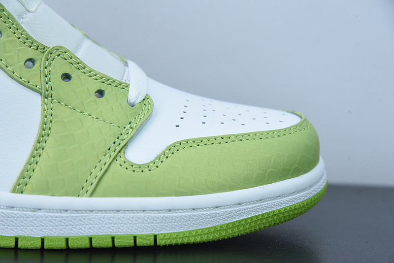 wmns air jordan 1 mid se 