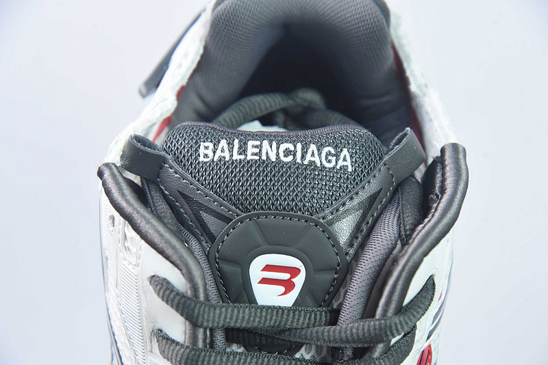 Ba*len*cia*ga runner sneaker