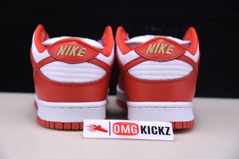 nike sb dunk low S*p*e x nike red dh3228-161